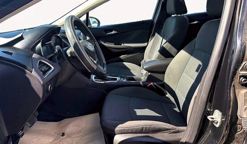 
								2018 Chevrolet Cruze LT full									