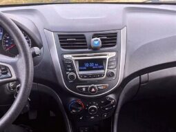 
										2017 Hyundai Accent SE full									