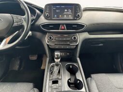 
										2019 Hyundai Santa Fe Essential AWD full									