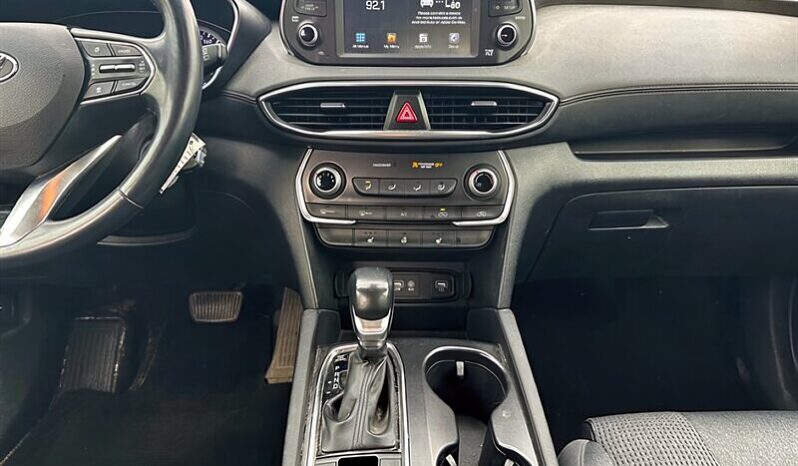 
								2019 Hyundai Santa Fe Essential AWD full									