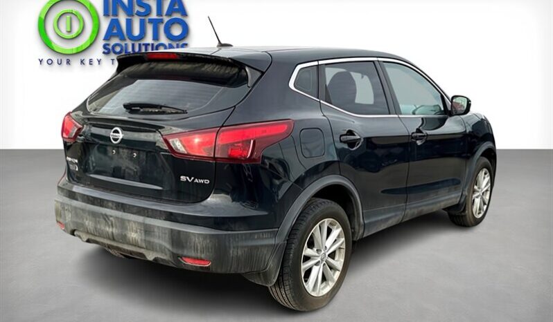 
								2018 Nissan Qashqai SV AWD full									