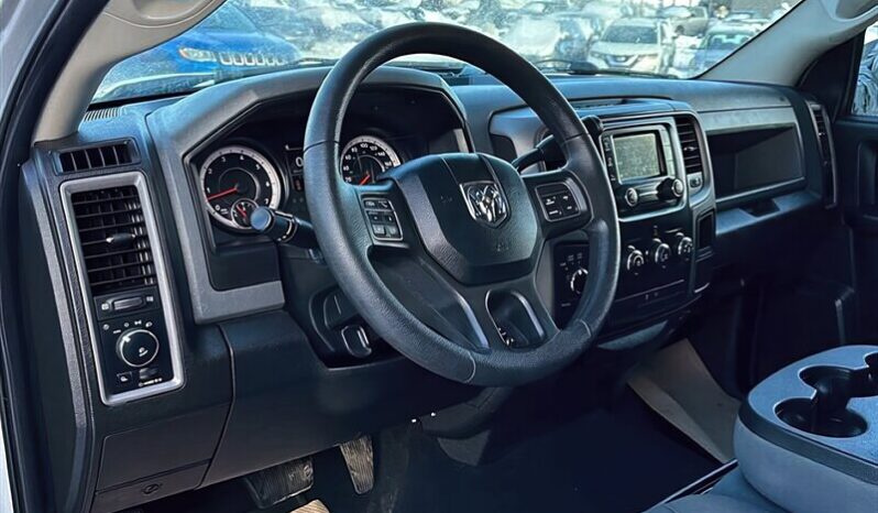 
								2019 Ram 1500 Tradesman Crew Cab 4×4 5.7L Hemi full									