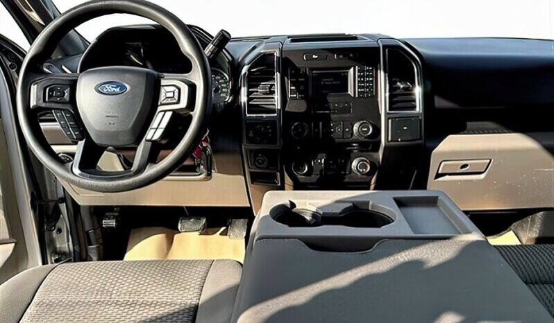 
								2017 Ford F-150 XLT Crew Cab 4X4 full									