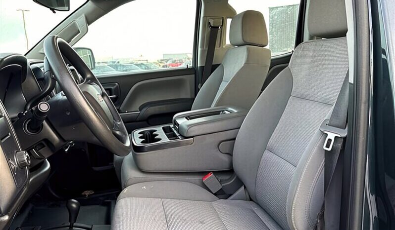 
								2018 Chevrolet Silverado 1500 LS Dbl. Cab 4X4 full									