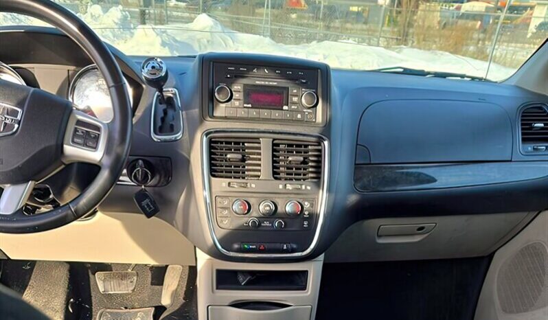 
								2016 Dodge Grand Caravan SXT full									