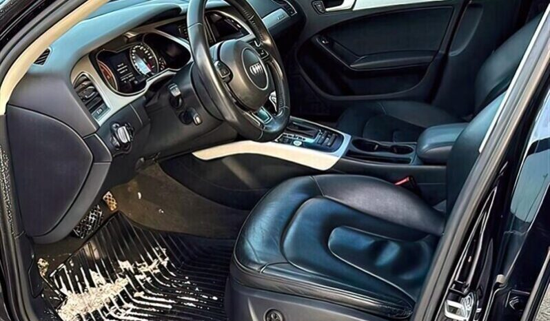 
								2016 Audi A4 2.0T Quattro Komfort Plus full									