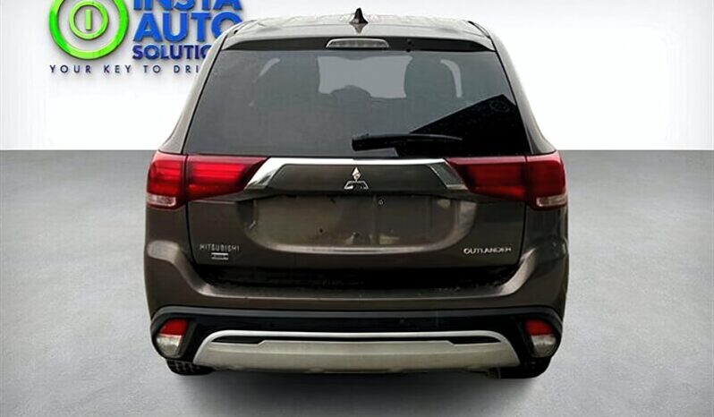 
								2019 Mitsubishi Outlander ES AWD full									