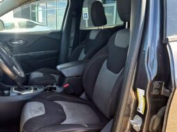 
										2016 Jeep Cherokee Sport Altitude 4X4 full									