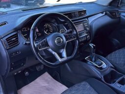 
										2018 Nissan Qashqai SV full									