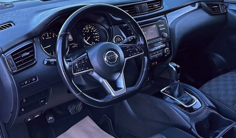 
								2018 Nissan Qashqai SV full									