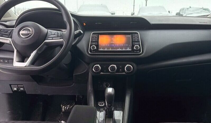 
								2022 Nissan Kicks S full									