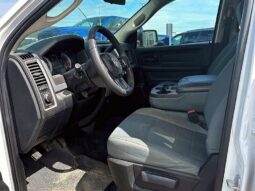 
										2017 Ram 1500 ST Ext. Cab 5.7L Hemi 4X4 full									