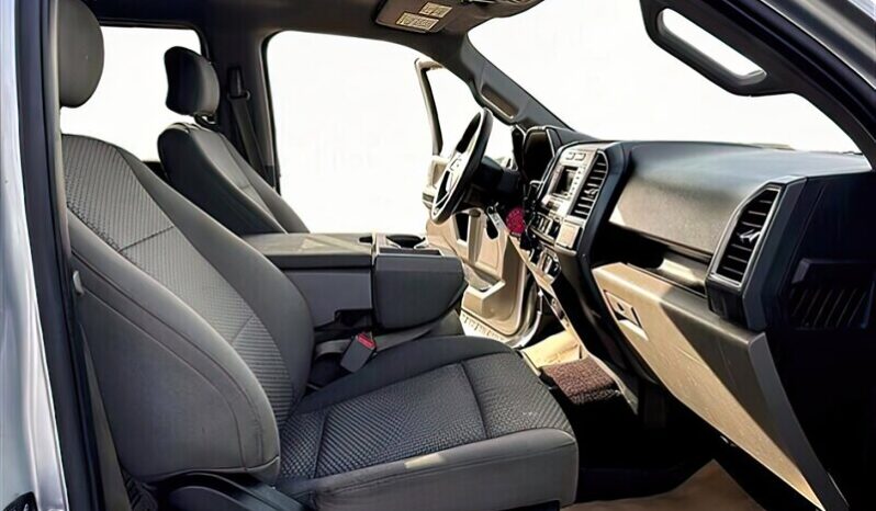 
								2017 Ford F-150 XLT Crew Cab 4X4 full									