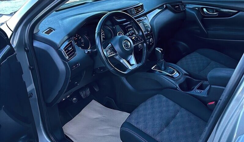 
								2018 Nissan Qashqai SV full									