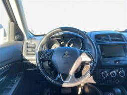 
										2019 Mitsubishi RVR SE AWD full									