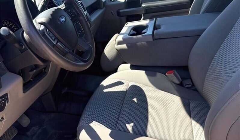 
								2018 Ford F-150 XLT Crew Cab 4X4 full									