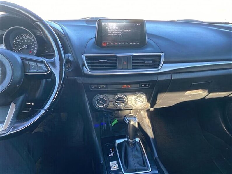 
								2018 Mazda3 GS full									