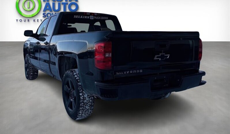 
								2018 Chevrolet Silverado 1500 Custom Ext. Cab 4X4 full									