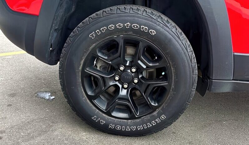 
								2019 Jeep Cherokee Trailhawk 4X4 full									