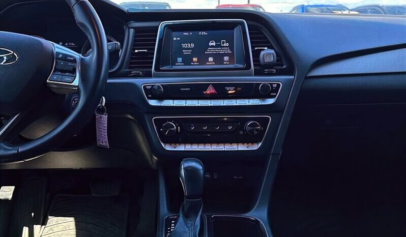 2018 Hyundai Sonata SE full