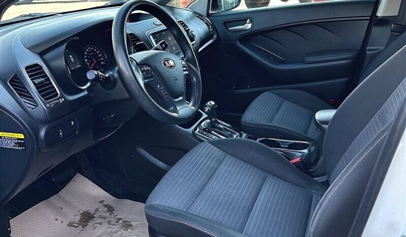 
								2018 Kia Forte EX full									