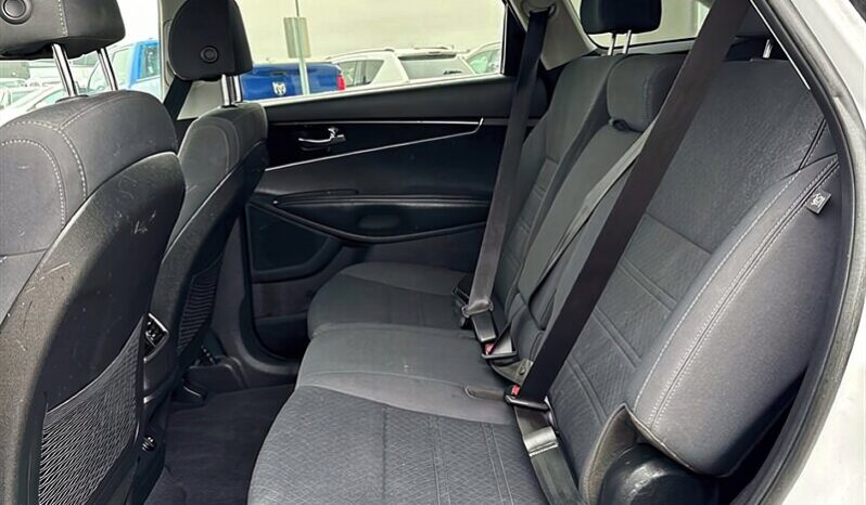 
								2018 Kia Sorrento LX AWD full									