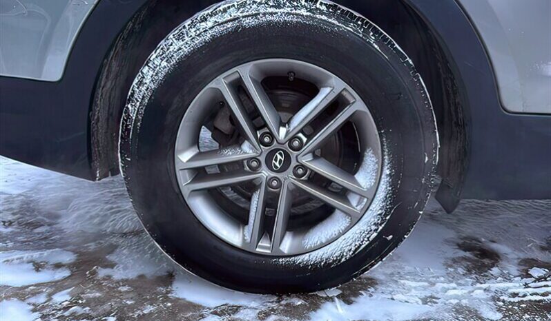 
								2018 Hyundai Santa Fe Sport 2.4L AWD full									