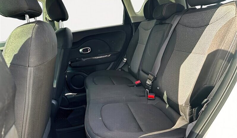 
								2019 Kia Soul EX FWD full									
