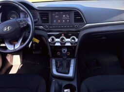 
										2019 Hyundai Elantra Preferred full									