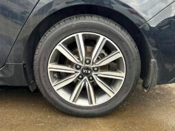 
										2019 Kia Optima EX full									