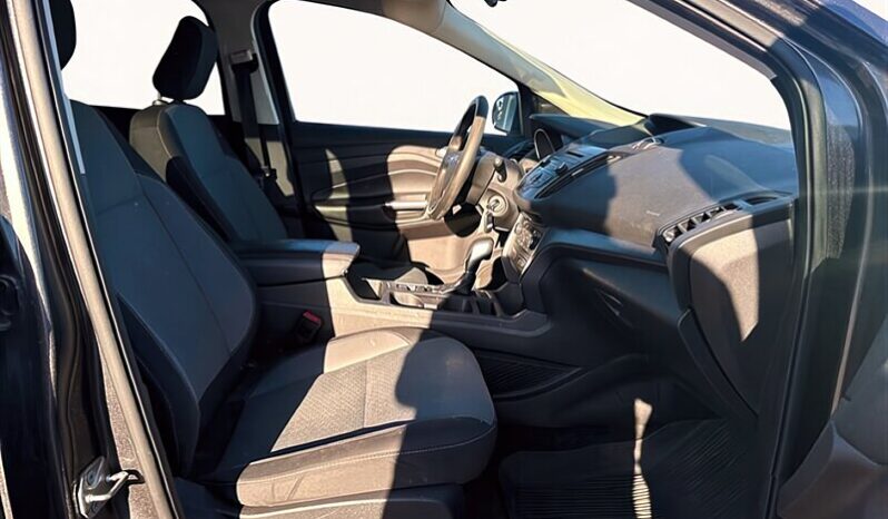 
								2018 Ford Escape SE AWD full									