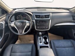 
										2017 Nissan Altima full									