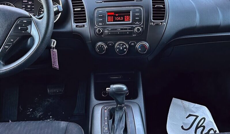 
								2015 Kia Forte LX full									
