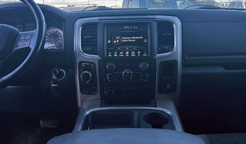 
								2017 Ram 1500 Outdoorsman 5.7L Hemi Crew 4X4 full									