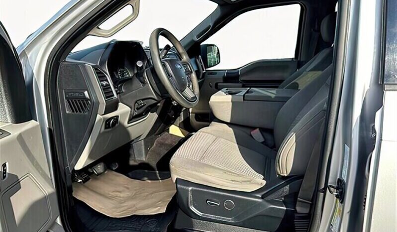 
								2017 Ford F-150 XLT Crew Cab 4X4 full									
