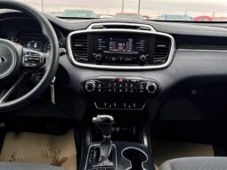 
										2018 Kia Sorrento LX AWD full									