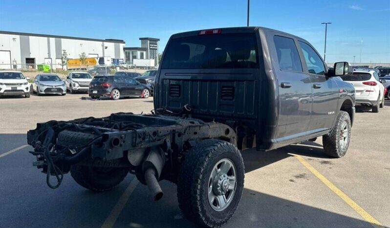 
								2020 Ram 2500 Big Horn 6.4L Hemi Crew Cab 4X4 full									