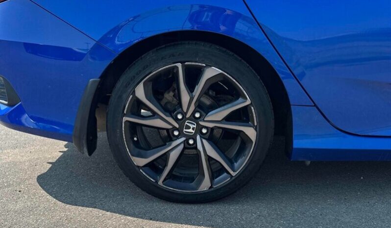 
								2019 Honda Civic Sport full									