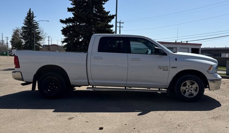 
								2019 Ram 1500 Classic SLT 5.7L Hemi Crew Cab 4X4 full									