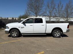 
										2019 Ram 1500 Classic SLT 5.7L Hemi Crew Cab 4X4 full									