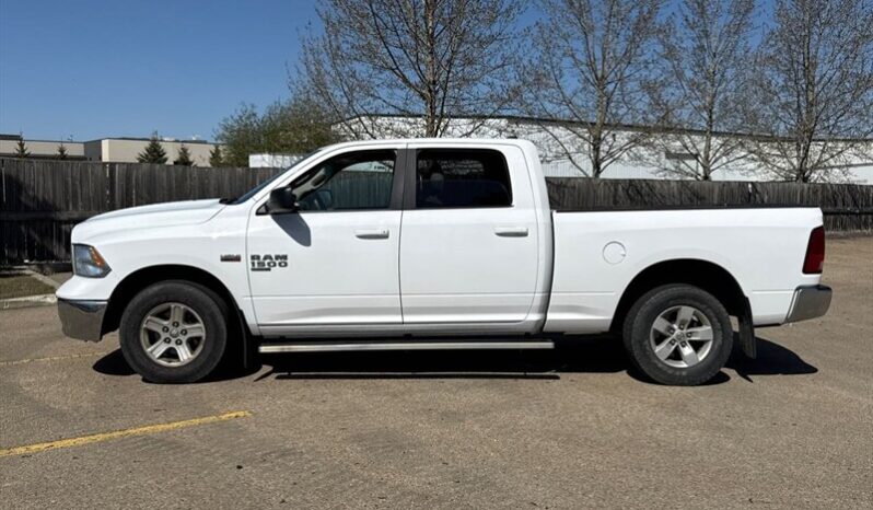 
								2019 Ram 1500 Classic SLT 5.7L Hemi Crew Cab 4X4 full									