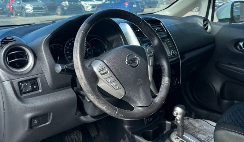 
								2018 Nissan Versa Note SV full									