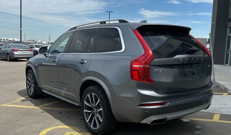 
								2018 Volvo XC90 T5 Momentum AWD full									