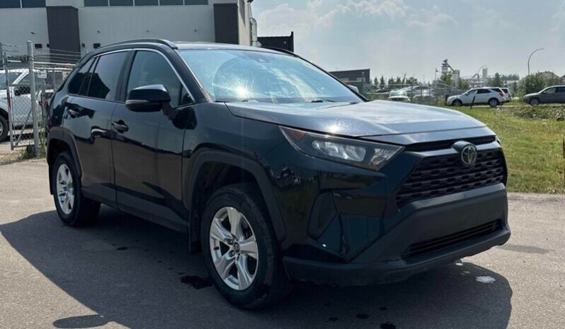 
								2019 Toyota RAV4 LE AWD full									