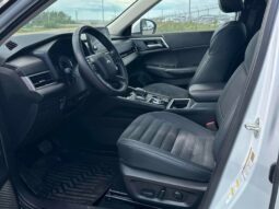 
										2024 Mitsubishi Outlander SE AWD full									