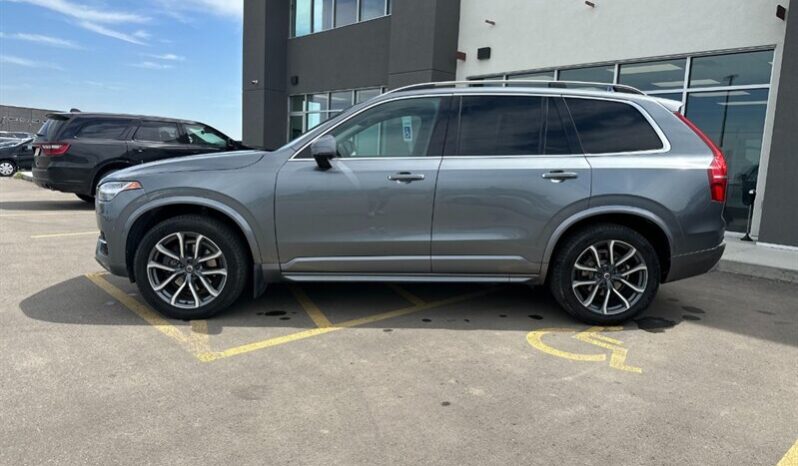 
								2018 Volvo XC90 T5 Momentum AWD full									