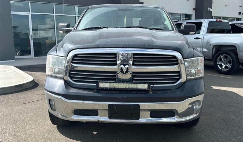
								2019 Ram 1500 Classic SLT 5.7L Hemi Crew Cab 4X4 full									