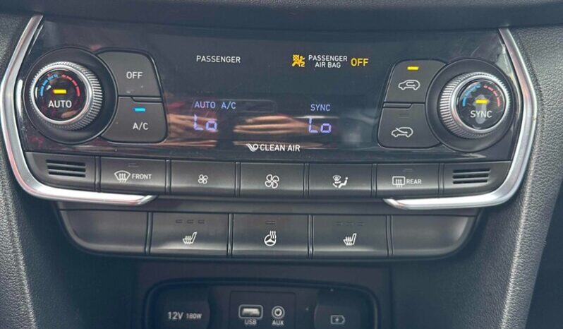 
								2020 Hyundai Santa Fe Preferred AWD full									