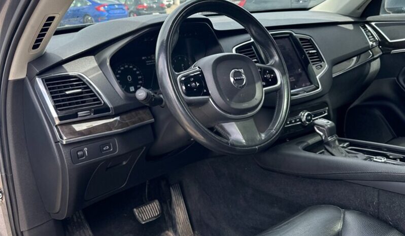 
								2018 Volvo XC90 T5 Momentum AWD full									