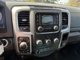 
										2019 Ram 1500 Classic SLT 5.7L Hemi Crew Cab 4X4 full									